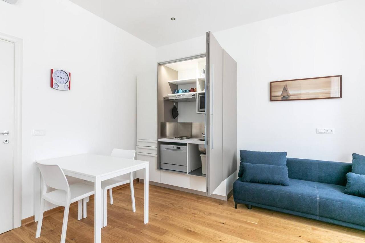 ~ Cozy Apartment ~ City Center Train Station Trieste Exterior foto